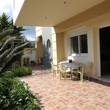 Katia'S House Apartment Ampavris Bagian luar foto